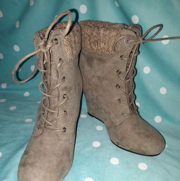 Brown-Gray Charlotte Russe Heeled Booties - Picture 1 of 3